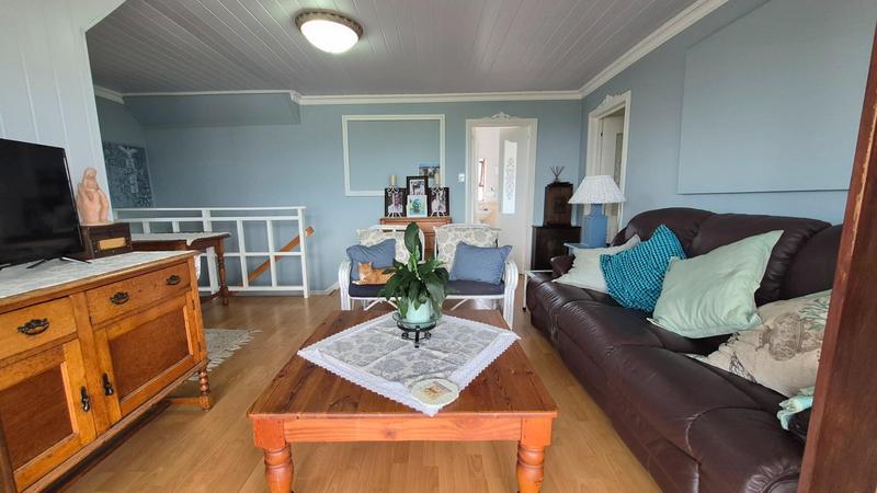 4 Bedroom Property for Sale in Hartenbos Heuwels Western Cape